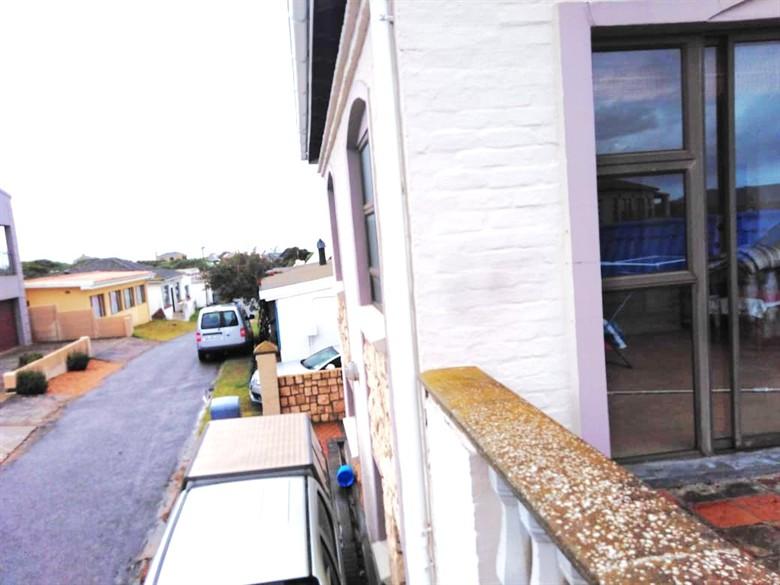 6 Bedroom Property for Sale in Witsand Western Cape